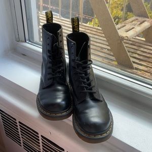 doc Martens black smooth leather